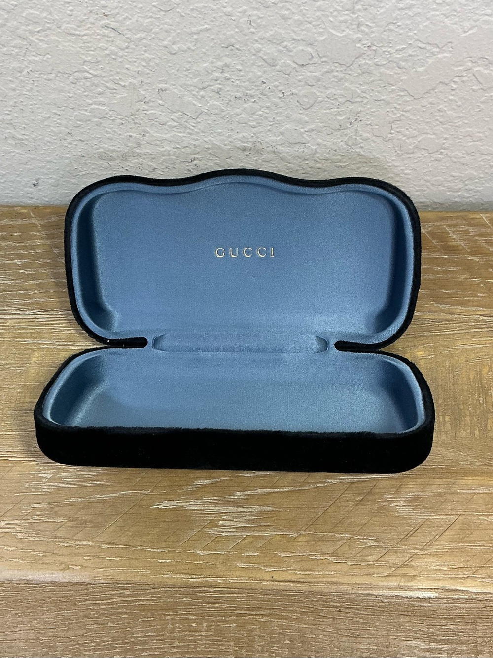 Gucci Hard Shell Velvet Eyewear Case Black exterior Blue/Gray interior